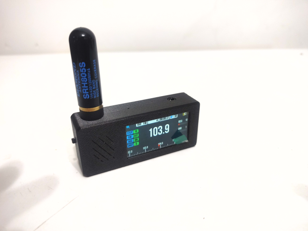 想买一个全波段的收音机，但是对这一方面一窍不通，求普及?